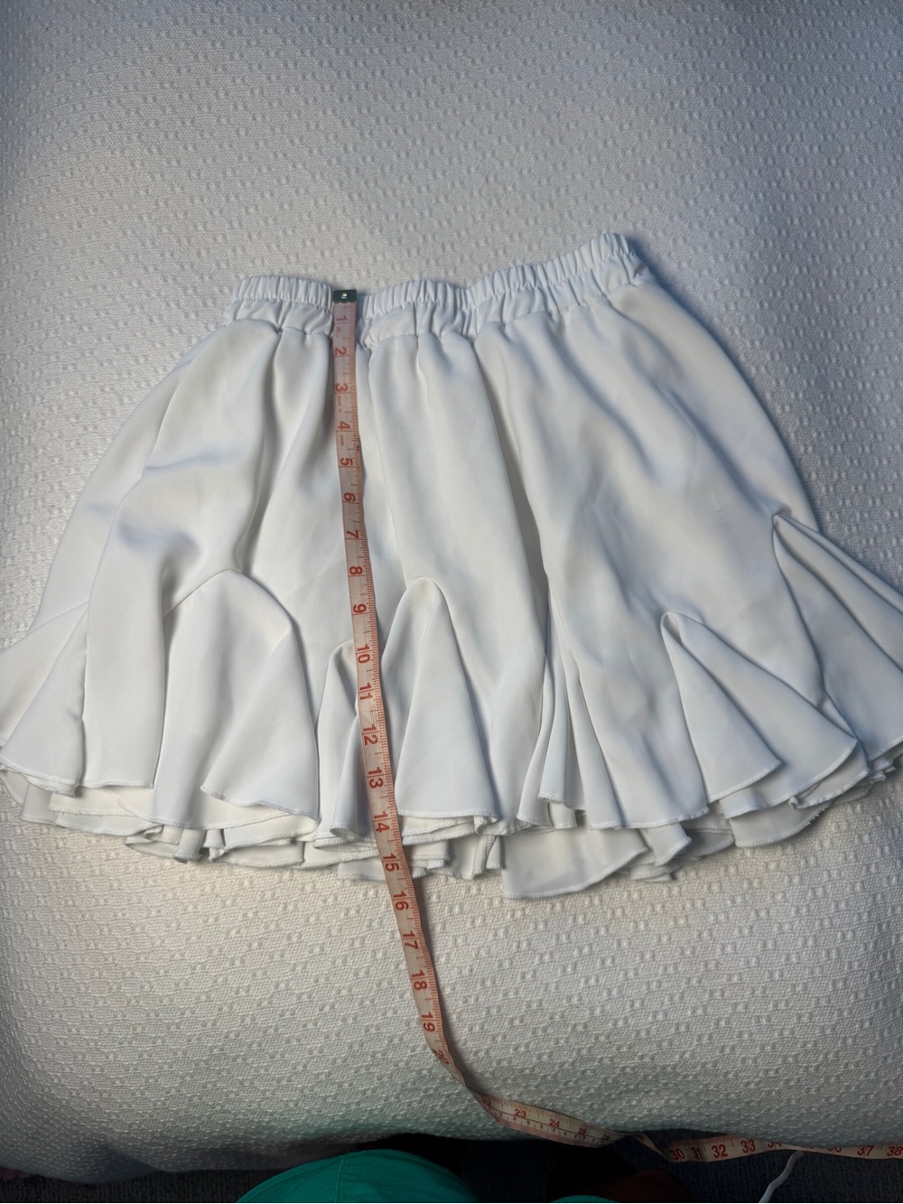 Avidlove White Ruffle Hem Skirt Size Medium or Small - Picture 9 of 9